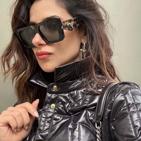 🕶️ New Prada PR23YSF 1AB5S0 Sunglasses - Shiny Black Frame, Dark Grey Lenses - Picture 1 of 13